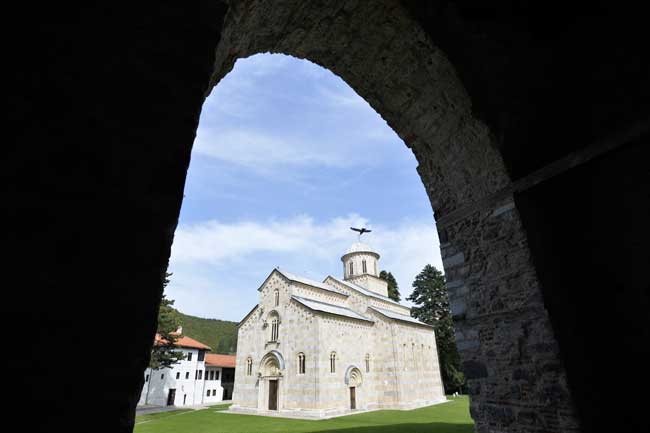 manastir-decani.jpg
