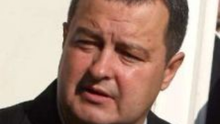 Дачић: Могућа влада ДС и СНС