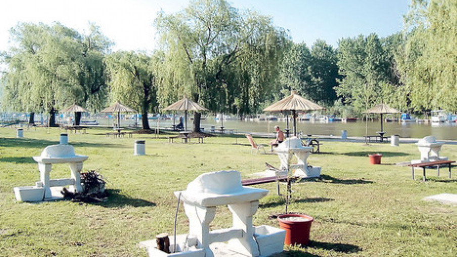 Plaža uređena – kupanje zabranjeno