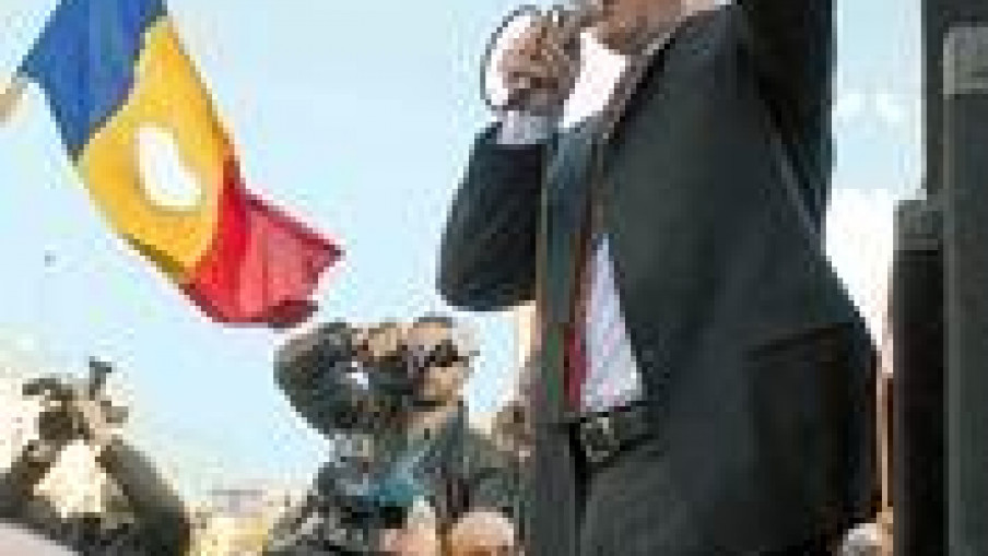 Басеску се не предаје