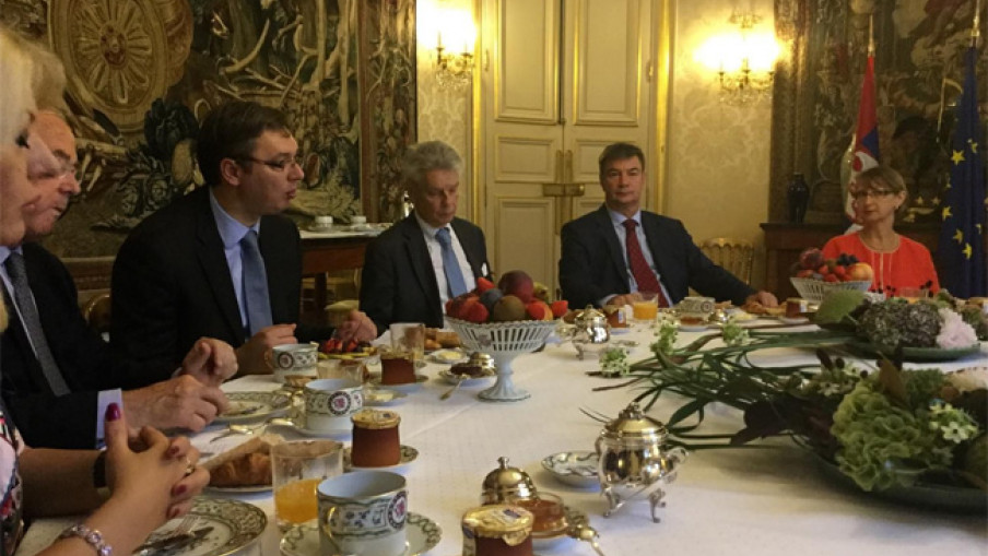 Vučić danas o Balkanu na Univerzitetu Sijens po