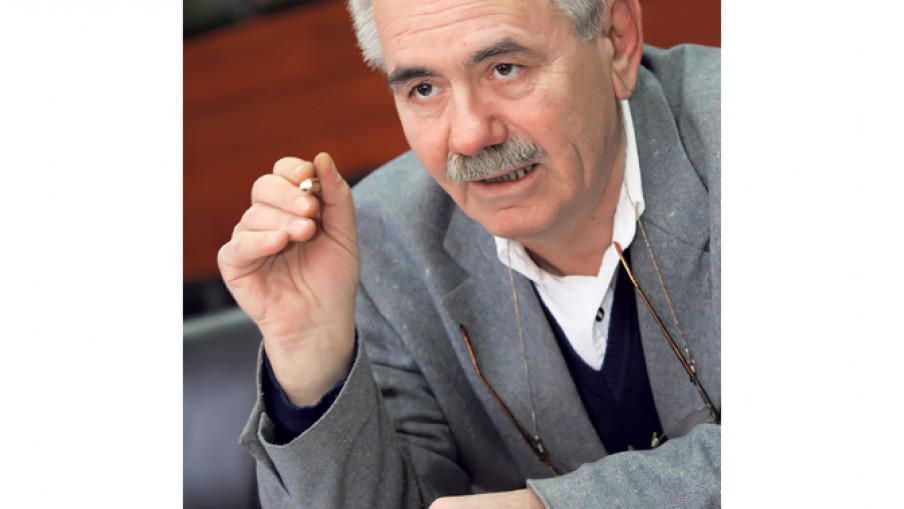 Rast dolara prema evru preti dinaru