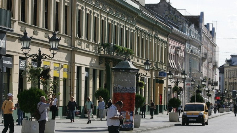 Pucnjava u Novom Sadu, ubijen mladić