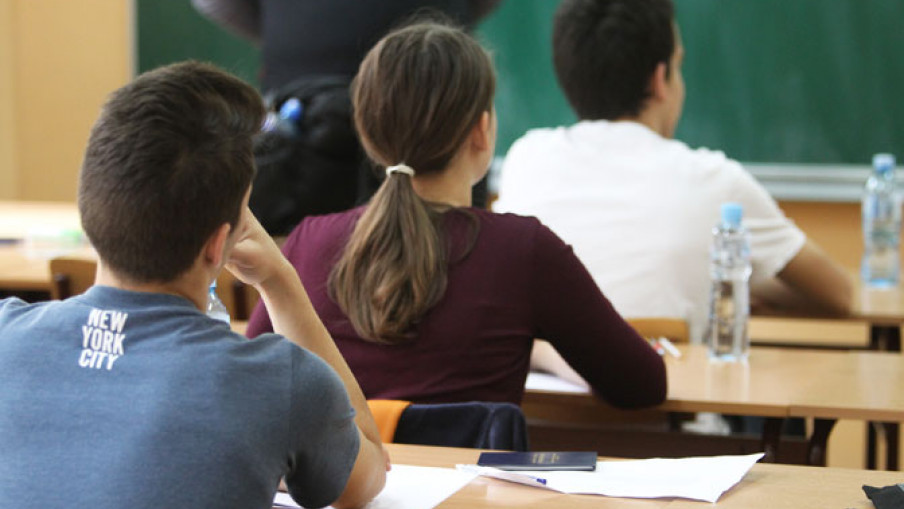 Od danas prijave za upis u informatička odeljenja gimnazija