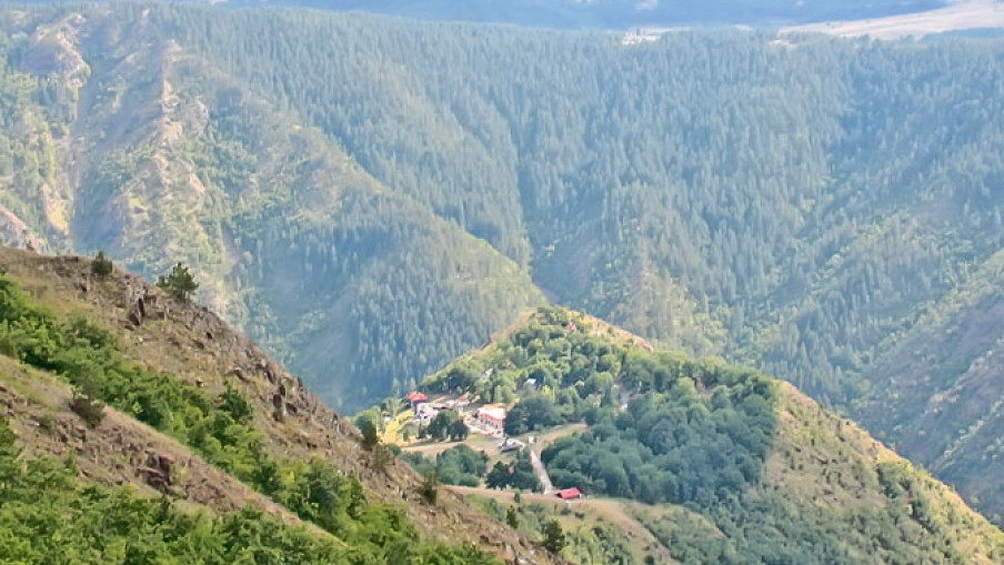 Na crkvenoj slavi u manastiru Dubrava