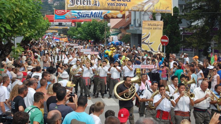 Srbija, zemlja manifestacija
