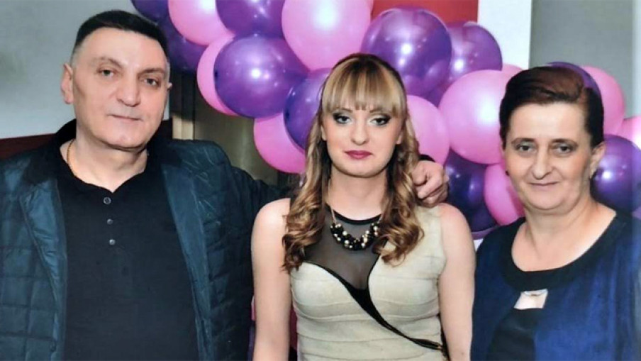 Сви чланови породице Ђокић убијени су из ватреног оружја, а потом спаљени