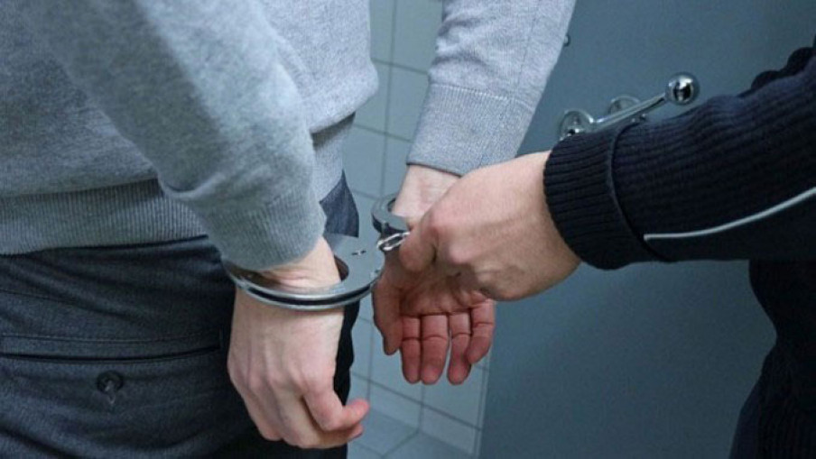 Ухапшен због сумње да је диловао дрогу