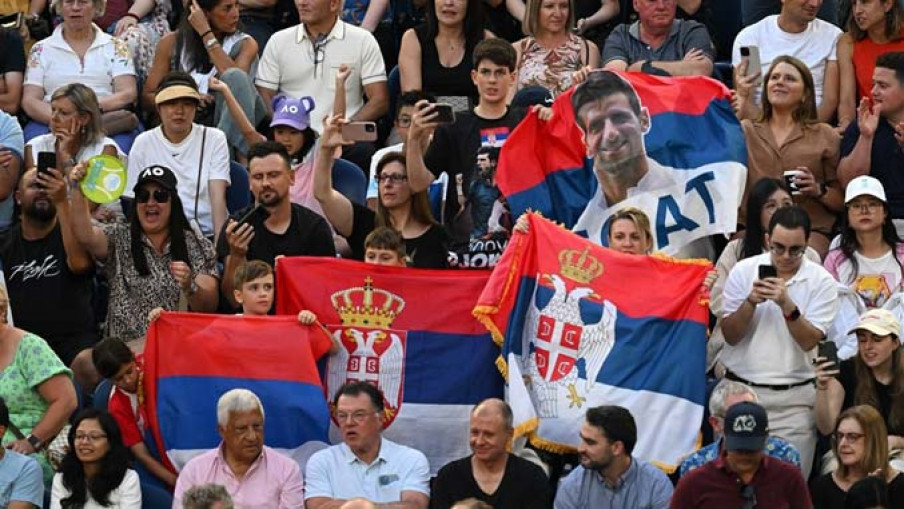 Hteli da zabrane srpske zastave misleći da su ruske na Australijan openu