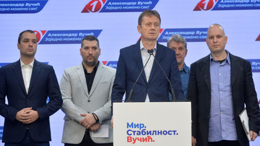 Локални одбори СНС осудили претње Вучићу, траже казне за виновнике