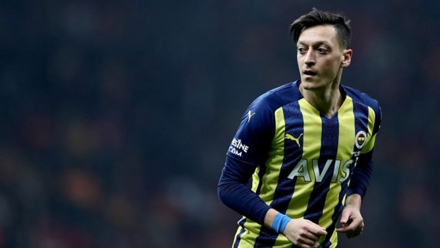 Mesut Ozil završio igračku karijeru
