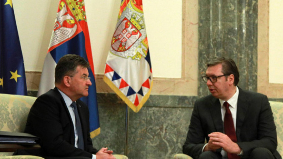 Vučić danas i sutra razgovara sa Lajčakom        