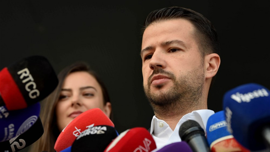 Милатовић позван у Украјину