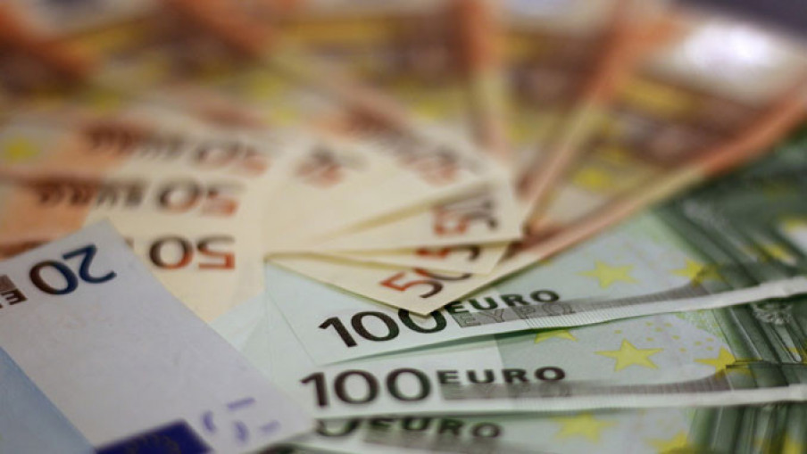 Просечна нето плата у Хрватској у априлу 1.122 евра
