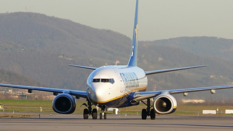 Požar na aerodromu u Kataniji na Siciliji, letovi obustavljeni do 19. jula