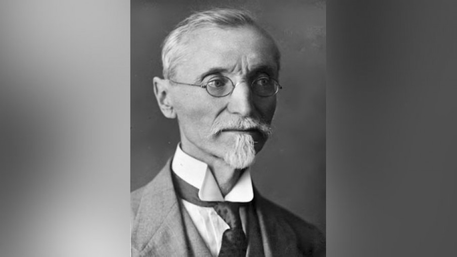 U književnom ateljeu Uroša Predića