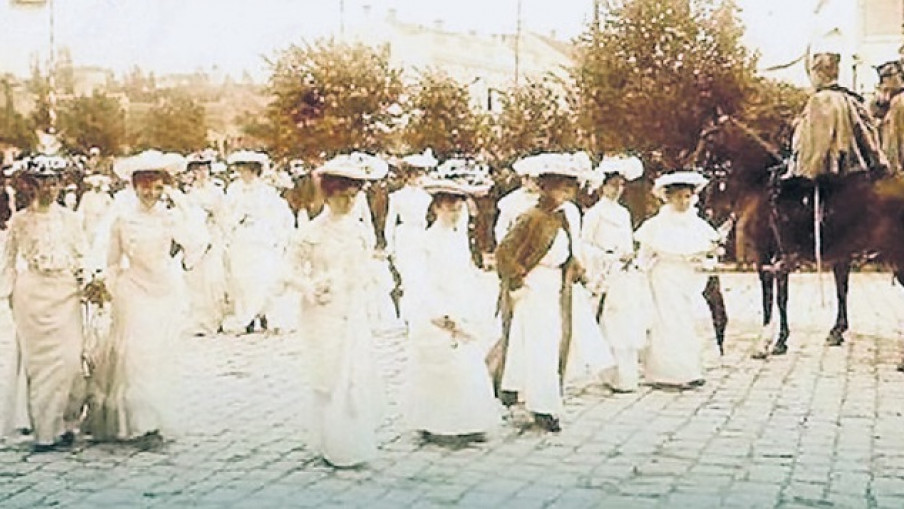Parada i promenada