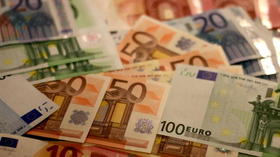 Evro danas 117,37 dinara