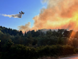 Veliki požar na grčkom ostrvu Evija: gase ga osam aviona i tri helikoptera