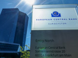 Цена нафте испод 90 долара, чека се одлука ЕЦБ о каматним стопама
