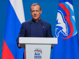 Medvedev: Ukrajinom upravljaju gospodari lutaka