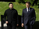 Макрон признао Зеленском да се тешко договорити са Трампом