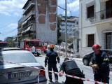 Срушила се зграда у Атини, траје потрага за заробљенима у рушевинама