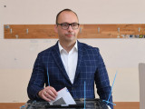Simić: Godinama nam uskraćivano pravo na zastavu, raduje poziv EU, Kvinte i Euleksa