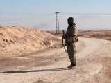 Терористички удар у Раки: Самоубица напао камп сиријског МУП-а, има мртвих
