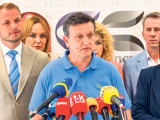 Пре­стројавање на опо­зи­ци­о­ној сце­ни Ре­пу­бли­ке Срп­ске