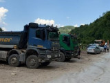 Почело рушење викендица у власништву Срба на Газиводама