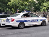 Узео секиру из шупе па напао човека на спавању