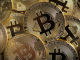 Биткоин пао на 54.630 евра
