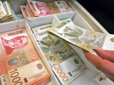 Просечна нето зарада 121.805 динара у априлу