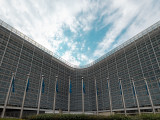 Европска комисија демантовала да је уведена потпуна забрана издавања шенгенских виза руским држављанима