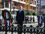 Vučević u Kruševcu položio venac na Spomenik kosovskim junacima