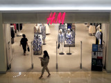 Модна компанија „H&M” ће ове године затворити 170 продавница широм света