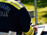 Мотоциклиста у Панчеву ухваћен без кациге, под дејством алкохола и дроге