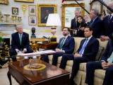Трамп изабрао наследника на изборима 2028. године