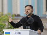 Зеленски затражио од Запада да убрза испоруку помоћи Украјини