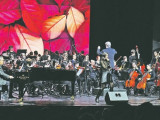 Јед­на сце­на – два ор­ке­стра мла­дих умет­ни­ка