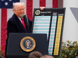 Оператер телепромптера зарадио преко 100.000 долара кладећи се на Трампове говоре