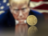 Да ли се Трамп додатно обогатио од председниковања