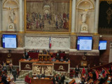 Француска: одобрен нацрт закона о забрани друштвених мрежа тинејџерима