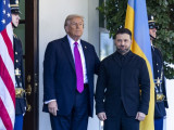 Зеленски и Трамп разговарали телефоном